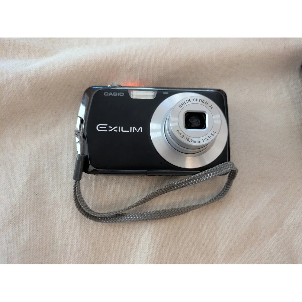 Casio Exilim EX-S5 10.1MP Digital Camera Black 3x Optical Zoom Y2K Box Working